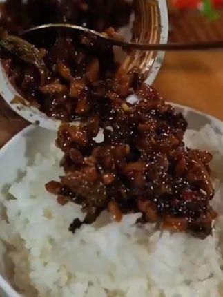 农家外婆菜爽口下饭菜开盖即食微辣多种蔬菜#下饭神器 #好吃到停不下来 #无辣不欢 #辣椒酱