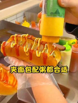 清真标放心吃,烤肠肉感超足#清真 #牛肉 #烤肠 #美食