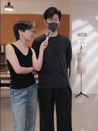 老贝宇彬家属花纱羊毛圆领百搭秋针织衫 #遮肉显瘦#腿长#穿搭#秋季上新#女装穿搭