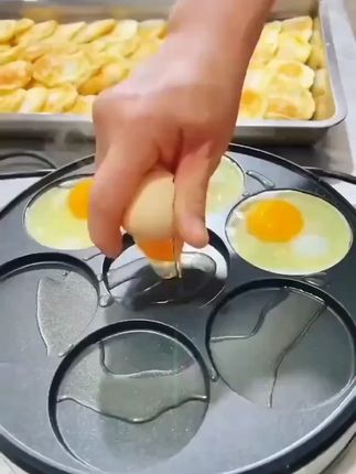 奥克斯七孔煎蛋锅商用烙饼家用鸡蛋汉堡机锅小型蛋饺专用早餐#好物推荐 @DOU+上热门