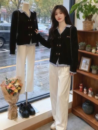 #晒晒我的秋日穿搭  #秋冬穿搭新鲜感在线  #变美的捷径就是跟着博主学穿搭  #早秋冷冽又随性的气质穿搭  #早秋穿搭三分钟出门不是梦 @抖加🔥上热门🔥dou+🔥热点宝 @DOU+小助手