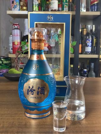 汾酒新品水晶龙高端礼盒,53度500毫升,送礼宴请佳品 #汾酒 #汾酒水晶龙 #汾酒杏花村 #好酒推荐 #送礼佳品