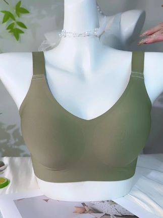自然有型还很软的bra,终于被我找到了! #谁穿谁好看#面料柔软舒适#源头实力厂家#无钢圈文胸#贴身衣物