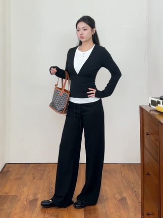 一条裤子打造三七分漫画腿! #显瘦穿搭  #百搭神裤 #梨形身材 #微胖女生 #卫裤