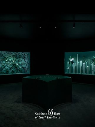 源取自然造化与建筑美学,以精湛匠艺塑就作品细腻而璀璨的生命力。诚邀您莅临格拉夫65周年展览,探索经典臻作历久弥新的隽永魅力。 #GRAFF65 #格拉夫65 #格拉夫展览