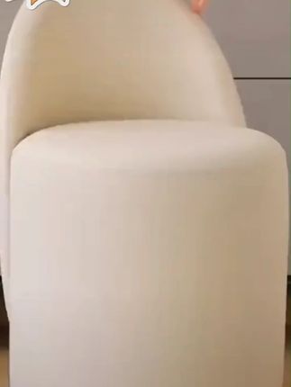 卧室梳妆凳旋转凳轻奢化妆凳家用网红ins化妆椅子小凳子家用矮凳#卧室好物 #化妆凳 #旋转凳 #网红家具 #家用小凳子