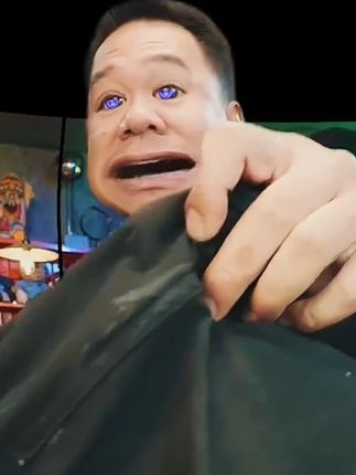 啊?休闲裤还能这么耐磨的吗,漠叔是按照作训裤找的这款裤子 这款裤子主要性价比很高,而且升级了,不仅仅耐磨,主要还防水,防水就算了还不影响透气,穿起来只显裤型不显腿型,有需要的可以来种草了 #大漠叔叔 #休闲裤