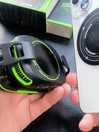 这款能结冰还带ai智能温控的散热器你喜欢吗? 不用插线的散热 #无线散热器# 手机散热器 #结冰散热器