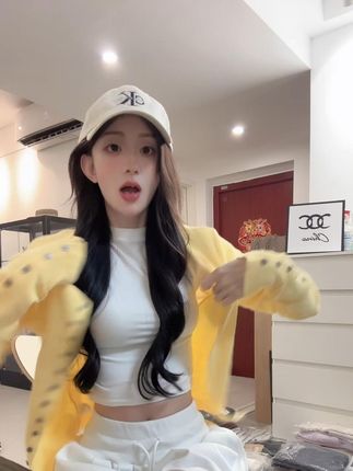莫代尔U领修身吊带宽松百搭阔腿裤套装 80989 #高级感穿搭#谁穿谁好看#气质穿搭#ootd穿搭#无限回购的宝藏单品