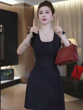 #连衣裙 #穿出高级感 #显瘦穿搭 #精致优雅 #夏季新款