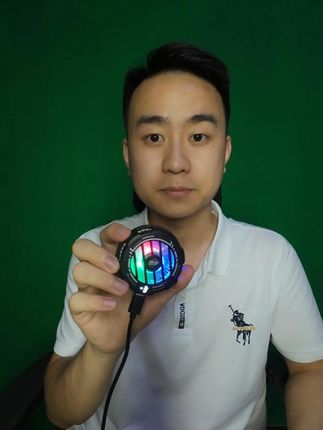 你想要很多钱 你想要出人头地 可前几年 你只想着明天去哪里玩