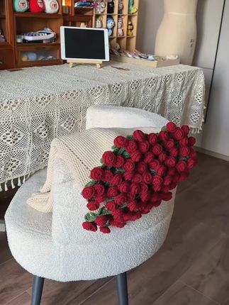 纯手工成品玫瑰花束毯子手工编织花朵毛毯表白送礼花束毛毯成品#手工玫瑰花毯 #花束毛毯 #表白礼物 #手工编织 #成品毛毯
