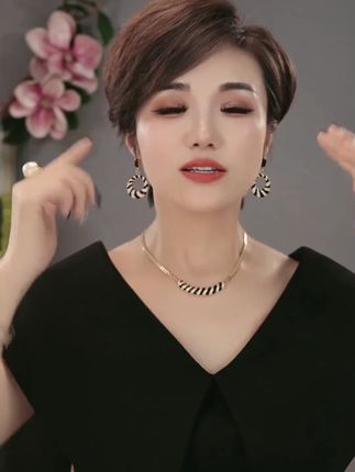 铜合金合成锆石项链 欧美重工设计项链复古经典条纹奢华锁骨链ins#热门 #热门音乐🔥 #热门短剧推荐