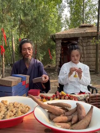 红绳桃木 山鬼花钱桃木 高粱扫把桃木 特色手工艺+带小扫把的 红绳桃木 山鬼花钱桃木 高粱扫把桃木 特色手工艺+带小扫把的好物推荐!