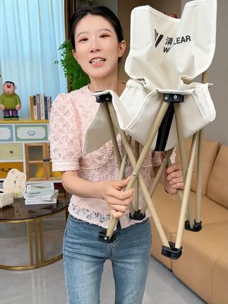 折叠便携小椅子,露营钓鱼郊游带着它别提有多好#折叠椅 #结实耐用 #户外折叠椅子