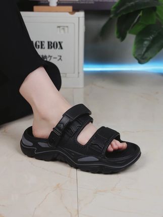 时尚百搭凉拖,轻盈透气不磨脚 #好鞋推荐 #软底软面穿上超舒服 #透气舒适不臭脚 #好穿不累脚 #好穿又好搭