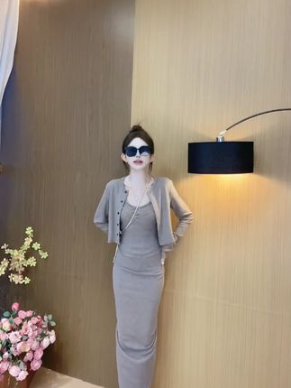 时尚秋季吊带开衩法式连衣裙长裙+开衫#早秋穿搭 #my的仙女屋 #女装 #仙女必备 #连衣裙