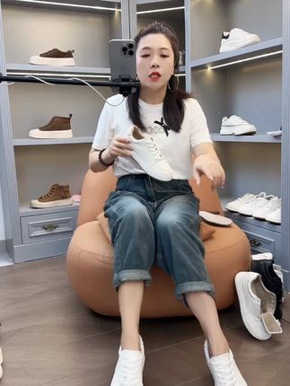 软底小白鞋女秋冬新款轻便百搭系带时尚休闲运动板鞋#好鞋推荐 #板鞋 #休闲鞋 #运动鞋 #小白鞋