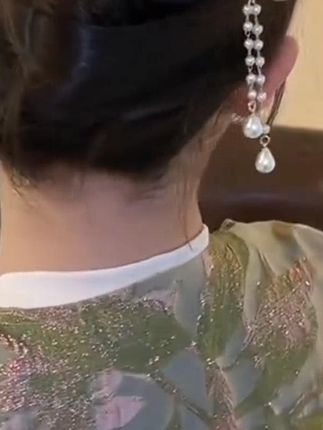 国风美人既视感的牡丹花发簪 不敢想搭配旗袍和新中式该有多美 #国风美人既视感的牡丹花发# 不敢想搭配旗袍和新中式该