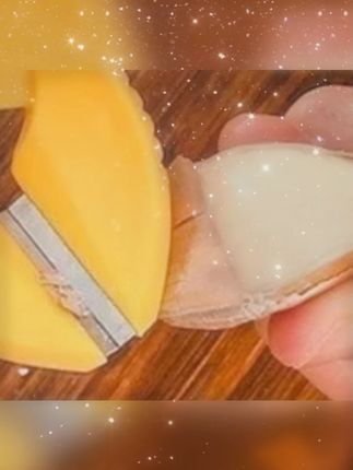 剥蒜用这个剥蒜皮夹子,方便实用效率高,也不伤手#剥蒜神器 #剥大蒜