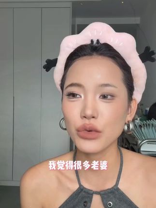 狮子高光修容盘提亮鼻头细闪塑颜高光提亮肤色面部修容