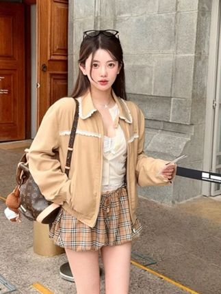 卡其色蕾丝拼接翻领夹克外套女2025秋季新款设计感百搭长袖短上衣#洋气减龄#百搭上衣#性感#宽松版型