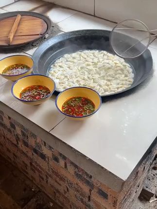 紫菜虾皮汤 紫菜虾皮汤 夏天正是孩子补钙的季节,这款紫菜虾皮汤,孩子发育期的营养全在里面,一包有10包,承包了家里一个夏天的早餐 紫菜虾皮汤#宝妈#发育#速食#宝妈#紫菜虾皮汤#补钙#孩子发育