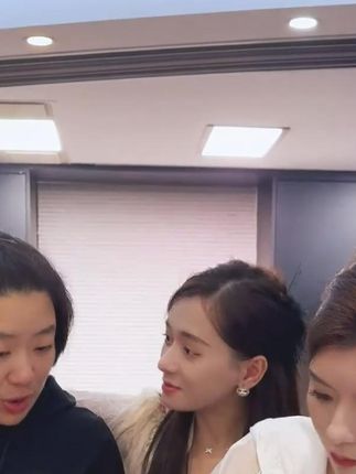 嘉之派黑猪肉烤肠 每一跟烤肠都能实现爆汁,Q弹,焦香三重口感,巨好吃,嫩滑多汁,香而不腻,肉感十足快来一起尝个鲜吧!#烤肠 #必吃榜 #爆汁 #香气十足