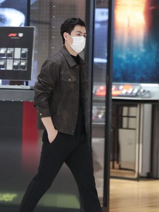 25岁后不会打扮的男生,想要穿出高级感,收藏这家店铺就够了 #皮衣 #男生穿搭 #气质穿搭 #轻熟穿搭