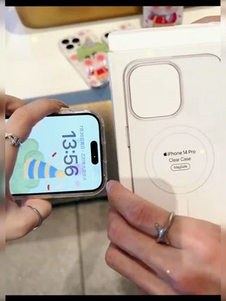 奥菲顿绿发小丑小新适用苹果16/15pro捏捏手机壳iPhone14/13软12
