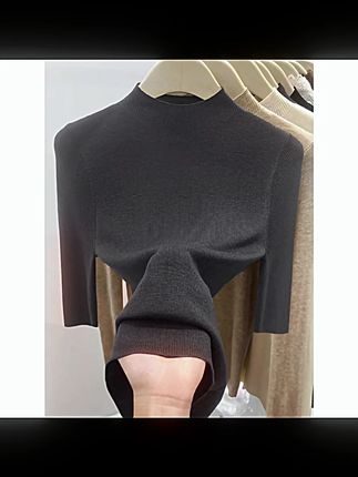 高级感百搭深灰色五分袖针织衫女2025秋季新款气质半高领打底上衣#2025秋季针织衫 #女款打底衫 #深灰色针织 #高级感穿搭 #五分袖上衣