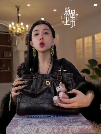 【石头纹】【遥哥定制】百搭手提单肩斜挎包DFN811-图片色 【赠挂件】#路遥女包#包包推荐#专柜品质#包治百病#美包分享
