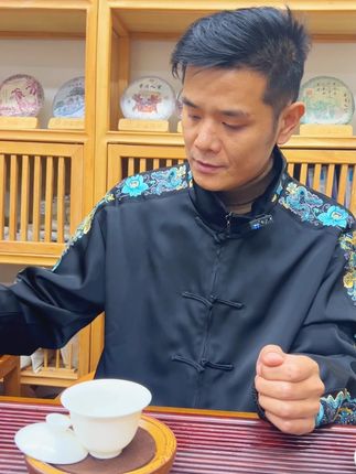 普洱茶用木炭烤茶的工艺,滋味度很好,还能出粽子香!#普洱茶 #普洱熟茶 #炭焙
