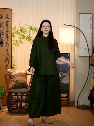 丝缕流动,风姿自成#国风古韵 #东方美学 #香云纱 #国风服饰 #高级穿搭