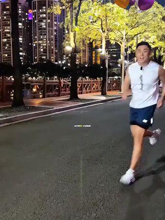 #沈震轩 这才是跑裤该有的品质,夏天爱跑步的有福了#运动穿搭 #步锐特品牌挚友沈震轩 #跑步 #双影裤