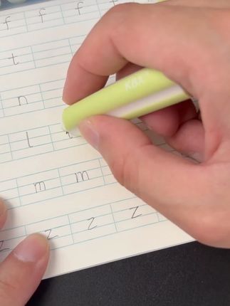 咔巴熊真集屑橡皮擦中小学生专用无屑擦字成线干净不掉渣笔型橡皮#学习用品 #橡皮擦 #橡皮擦怎么选 #好东西一起分享 #日常写作业