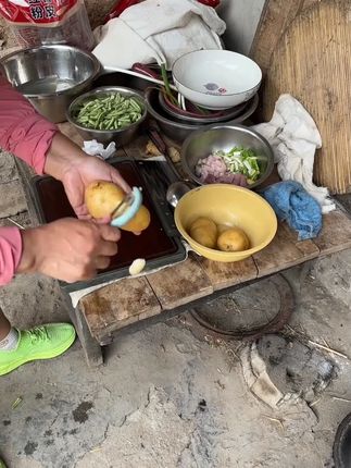 #刮皮刀 #削皮刀 #不锈钢削皮器 #去皮器 #多功能去皮器