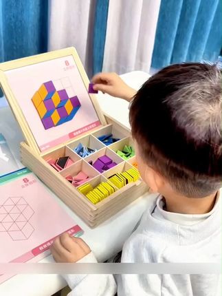孩子周末多玩下磁吸七巧板,锻炼动手能力和逻辑思维能力 #立体拼图  #益智玩具  #专注力培养  #动手动脑