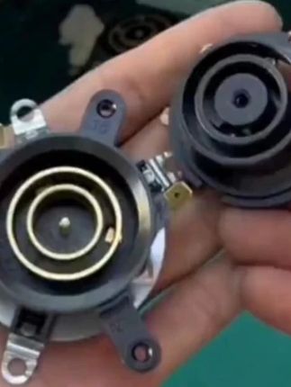 【4.9元抢三件套!超值必入】2025多功能升级款热水壶配件,4.9元到手三件套超划算!铜芯钢圈材质耐用抗锈,适配多数厨房热水壶,能加固壶盖、防漏水,还能提升壶体密封性,延长热水壶使用寿命。升级款设计更贴合壶型,安装简单不用工具,日常更换超方便。解决热水壶配件易坏、单买贵的问题,厨房囤一套,热水壶坏配件不用愁!#抢热水壶配件三件套  #2025升级款铜芯钢圈配件  #厨房通用热水壶配件  #多功能热水壶维修配件  #超值家用热水壶配件