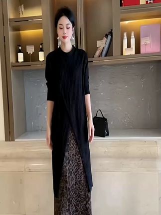 胖MM炸街两片式开衩上衣 #胖mm穿搭 #炸街穿搭 #设计感上衣