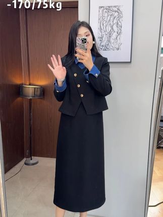 #显瘦穿搭 #今天穿什么 #拿捏秋日氛围很轻松#秋季穿搭如何摆脱土气感#轻松解锁秋季穿搭