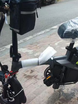 蜂鸟莱洛梭鱼立威代驾王迅速小咪小折浜马代驾车前置包#前置包  #大容量  #代驾车前置包  #蜂鸟众包  #大容量包包