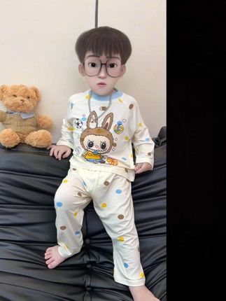 闭眼盲冲的#莫代尔家居服套装,太舒服了,上身软糯又丝滑,才这个价啊,真的太值了!#面料柔软舒适 #儿童家居服 #儿童睡衣 #母婴好物