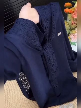现货今年流行穿搭2025早秋新款温柔风毛针织衫蕾丝披肩长袖上衣气质高雅时尚百搭谁穿都好看