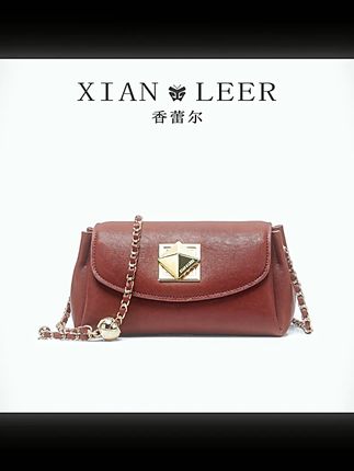 XIANLEER香蕾尔包包真皮小众设计感枕头包新娘斜跨链条单肩包红色#香蕾尔包包 #真皮枕头包 #小众设计包 #新娘斜挎包 #红色包包