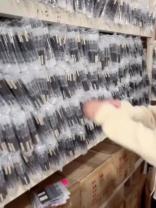 大容量直液式速干走珠中性笔一体式书写蓝色红色速干考试中性笔#中性笔 #大容量 #速干笔 #考试用笔 #直液式笔