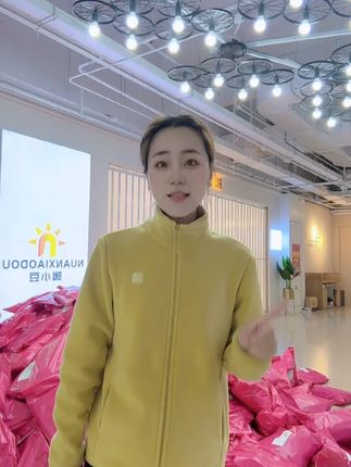 今年秋冬,把你的毛衣保暖衣赶紧扔掉!#保暖又好看 #秋冬穿搭 #和谐三妹 #工厂一手货 #一件也是出厂价