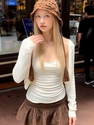 纯欲风吊带长袖T恤女秋季甜辣妹修身显瘦简约开衫两件套 #ootd穿搭 #甜美女孩 #穿出高级感 #今天穿什么
