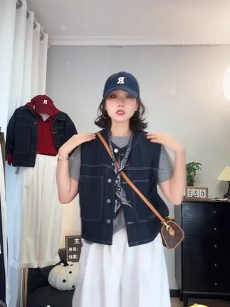 港味复古叠穿外搭显瘦牛仔马甲女春夏新款高级感时尚无袖坎肩外套#无袖外套 #马甲外套 #牛仔外套