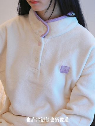 美好和舒适是我们对睡衣的态度,快来开启的你的小慵懒。 #谁穿谁好看#家居服#秋冬穿搭#保暖又好看